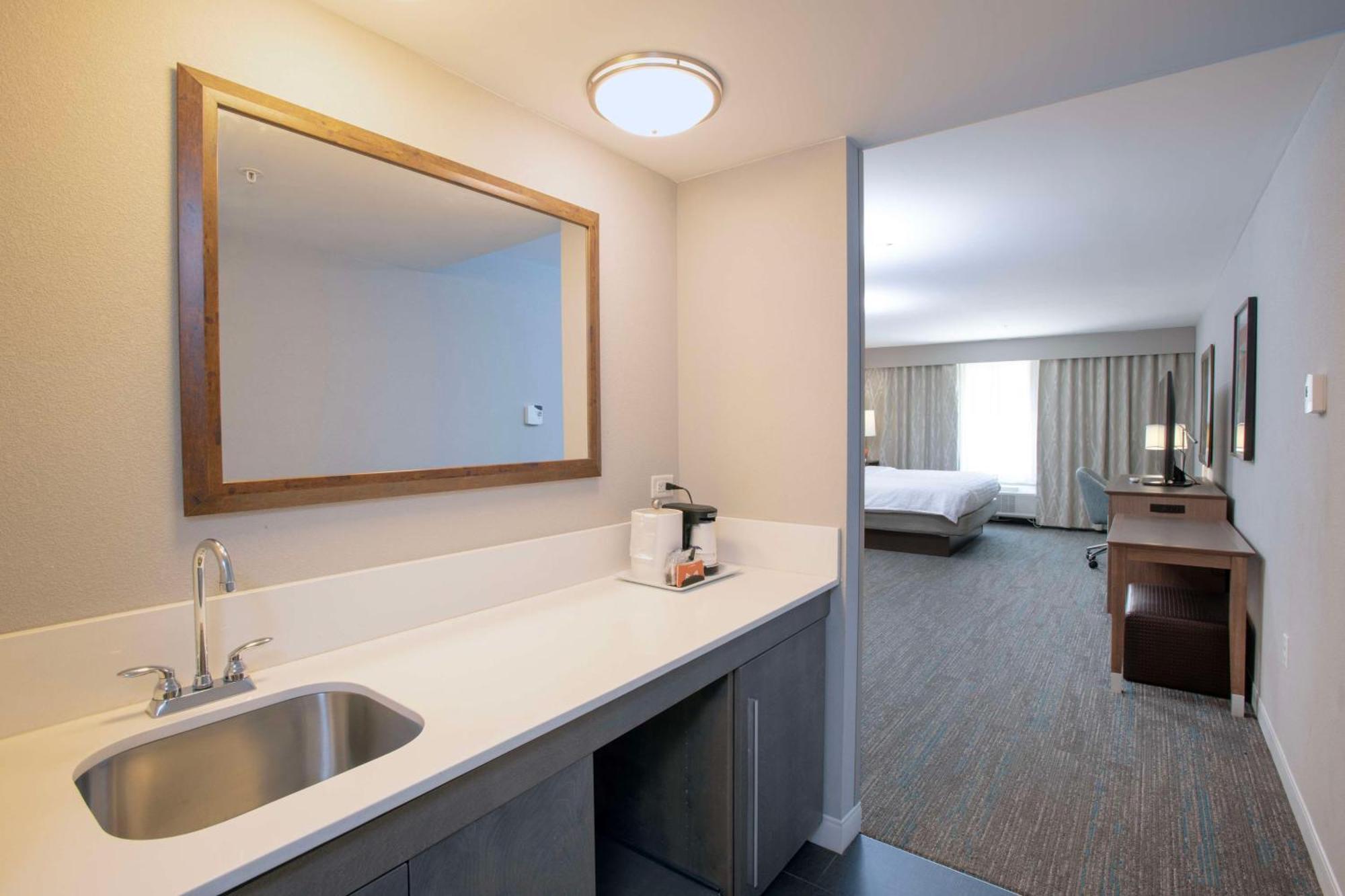 Hampton Inn & Suites - Cincinnati/Kenwood, Oh Silverton Exteriör bild