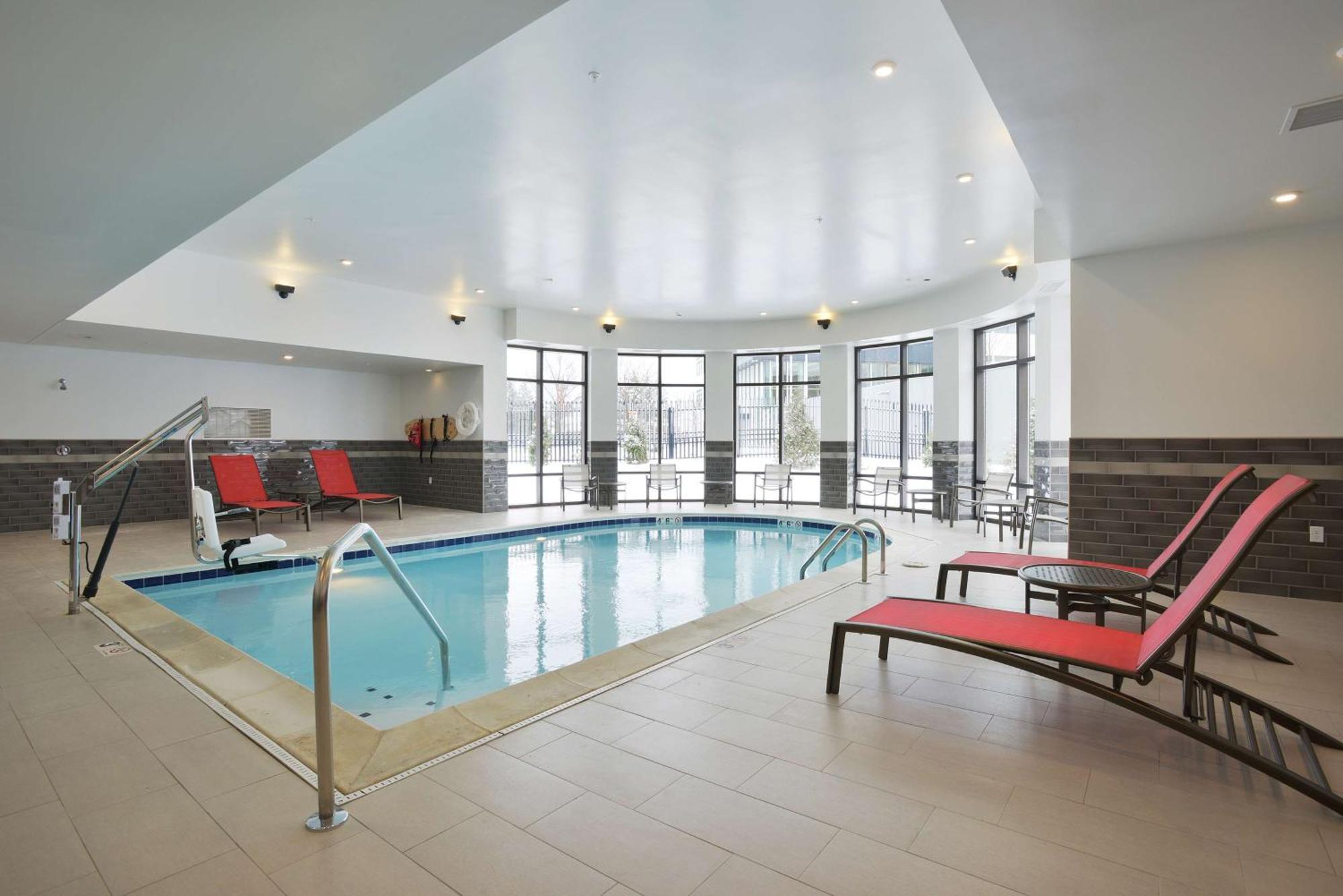 Hampton Inn & Suites - Cincinnati/Kenwood, Oh Silverton Exteriör bild